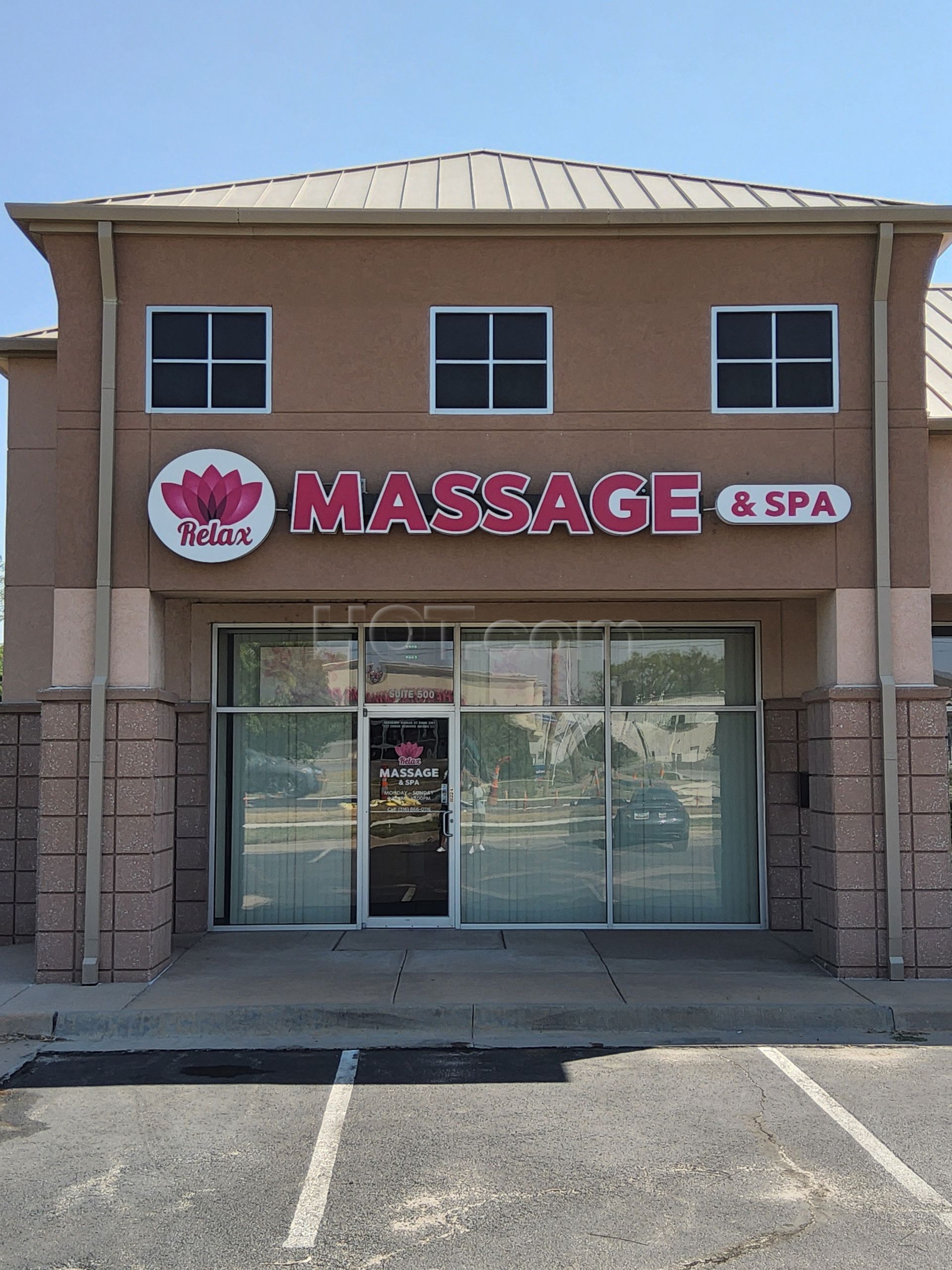 Wichita, Kansas Relax Massage and Spa