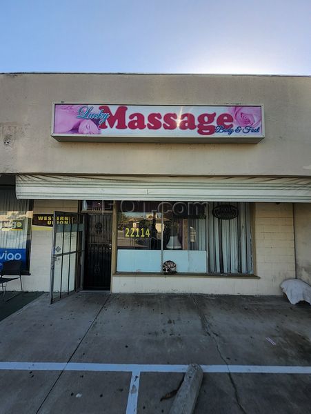 Massage Parlors Hawaiian Gardens, California Lucky Massage