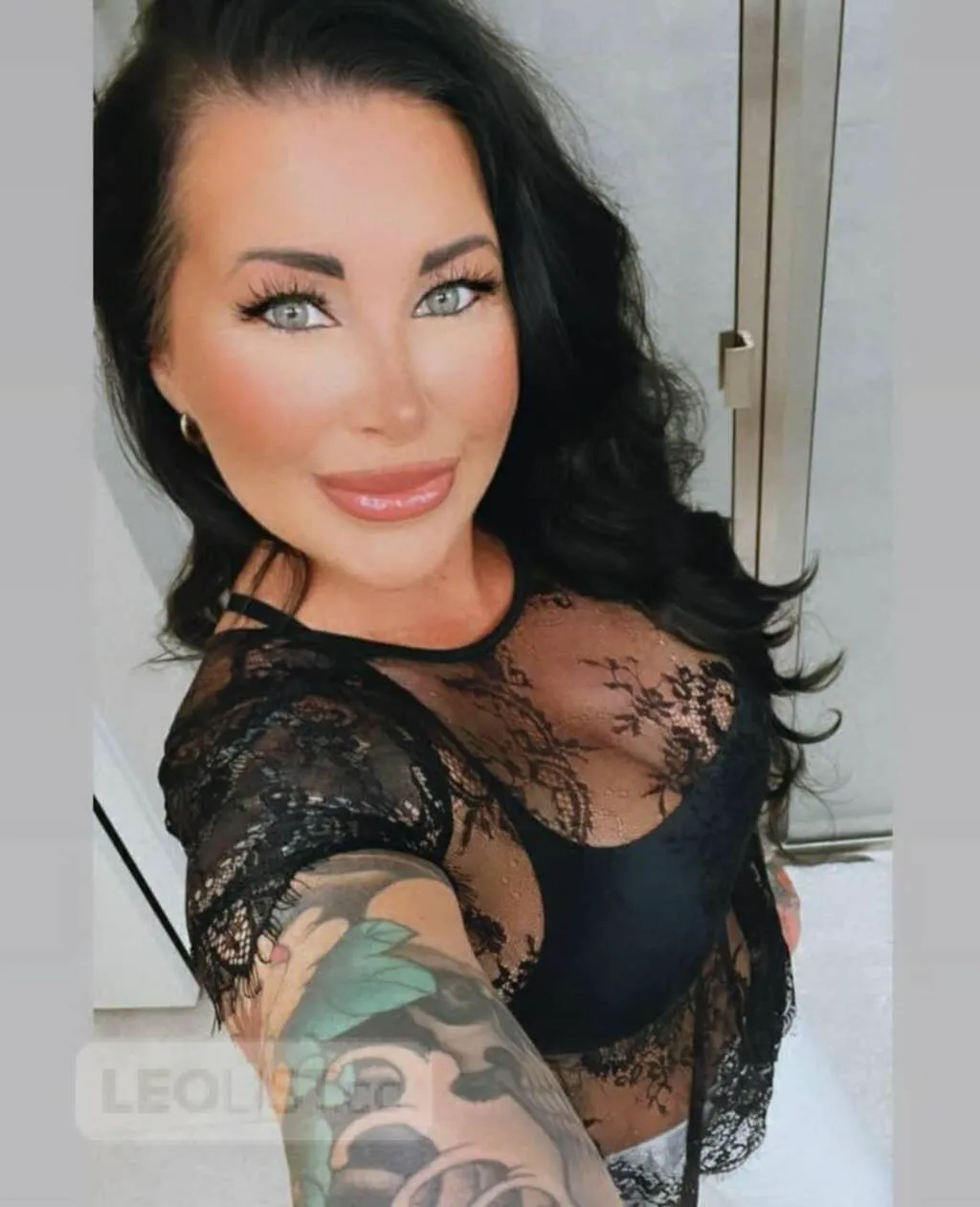 Escorts Victoria, British Columbia female escot