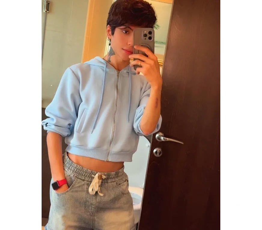 Escorts London, England Twink Vers Gay 20 Years old