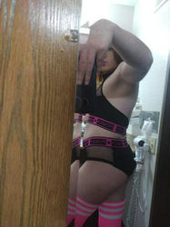 Escorts Madison, Wisconsin HOSTING NOW READY AND AVAILABLE RIGHT THIS MINUTE