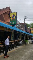 Beer Bar Ban Karon, Thailand Walkabout Bar