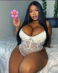 Escorts Dubai, United Arab Emirates Ebony Big Boobs lucy