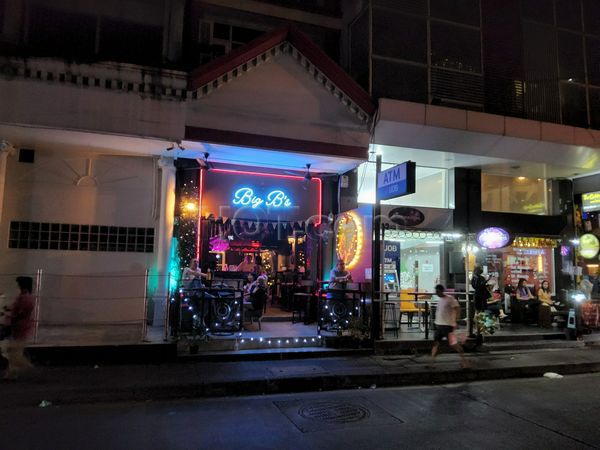 Beer Bar / Go-Go Bar Bangkok, Thailand Big B's Soi 11