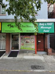 Oakland, California Hm Facial & Foot Massage