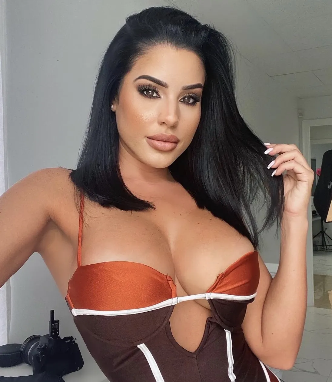 Escorts Los Angeles, California Serah