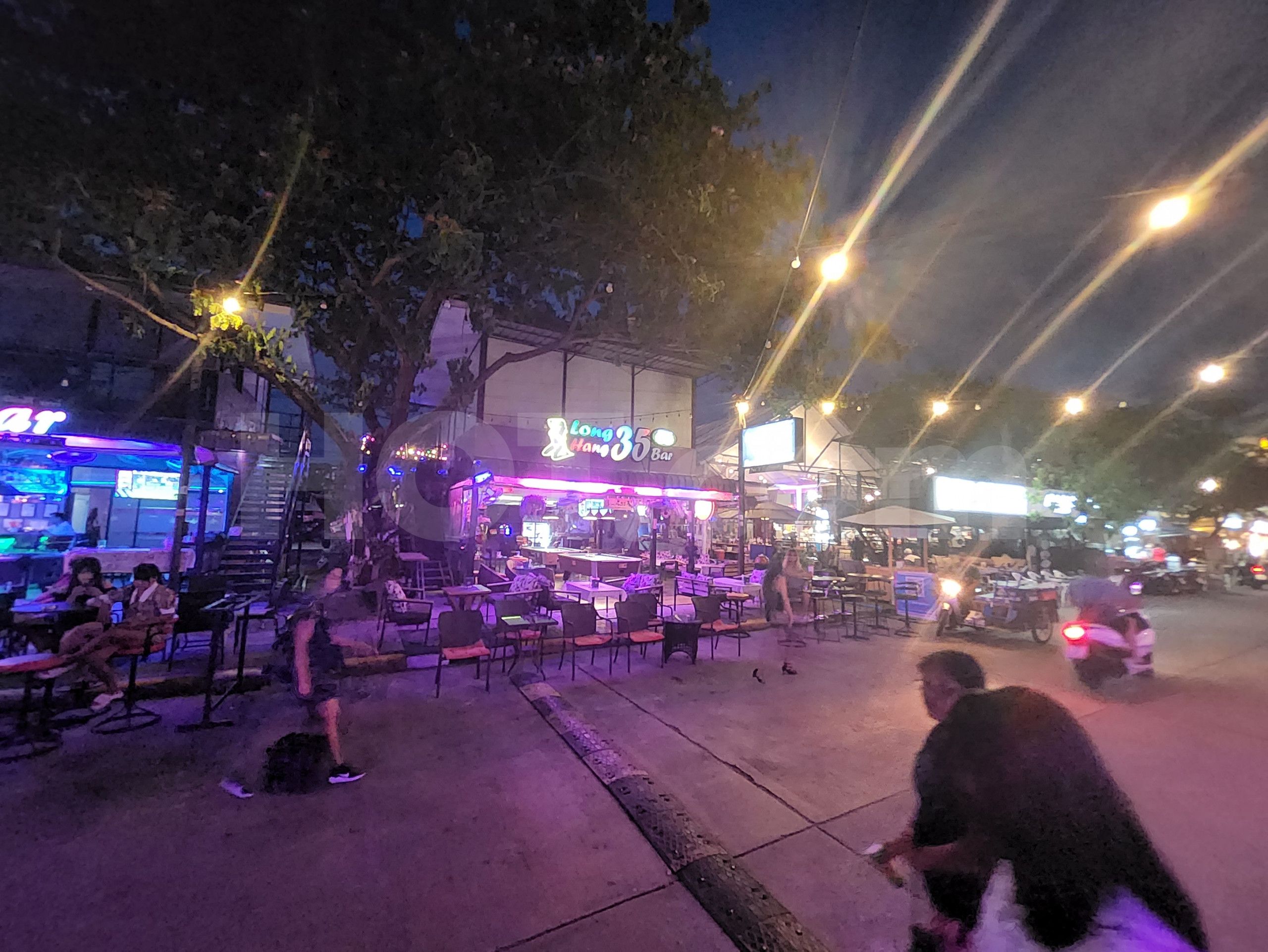 Pattaya, Thailand Long Hang 35 Bar