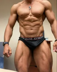Escorts Des Plaines, Illinois Dadmuscles