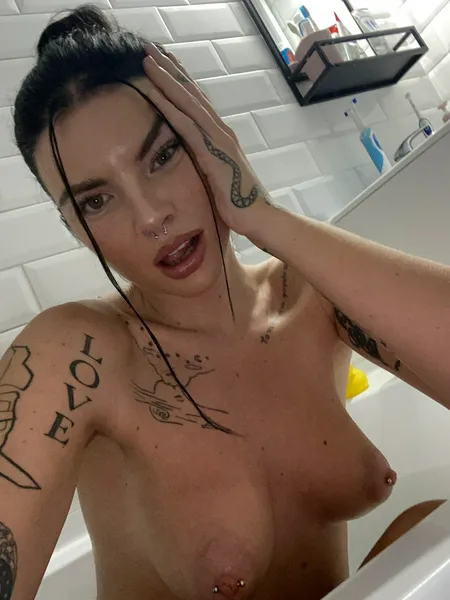 Escorts Brampton, Ontario Livia