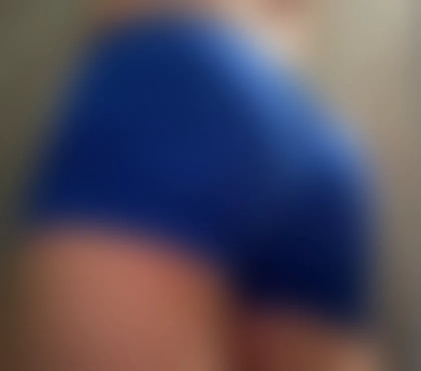 Escorts Norwich, England Hello boys kiss