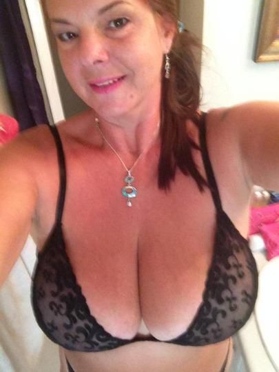 Escorts Little City, Oklahoma 51years Hot & Sexy Senior Woman🌷 I'm available Now✨Ready To fun🍾Incall,🏠outcall✅ 🚗fun  51 -