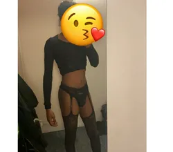 Escorts Earls Barton, England NAUGHTY CD BLACK FEM 24 7 💋 OUTCALLS ONLY