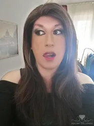 Escorts Berlin, Germany Cat Deluxe