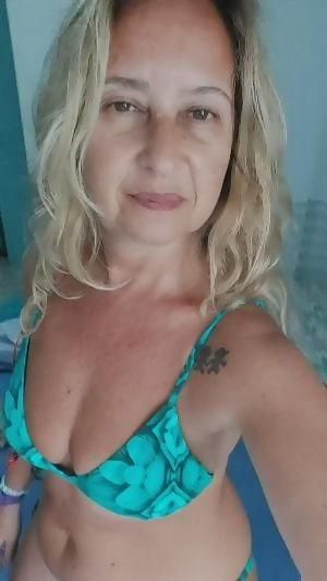 Escorts Denver, Colorado 💦😋💚 Years Very Innocent Older Mom💦😋💗