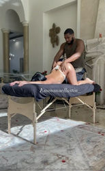 Escorts United Arab Emirates Bi Sexaul male masseur and escort