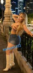 Escorts Long Island City, New York Mari💦 WESTBURY