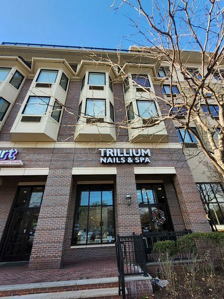 Massage Parlors Edgewater, New Jersey Trillium Nails and Spa