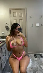 Escorts Baton Rouge, Louisiana Hey daddy, wanna fuck? Hit me up now! Text:Instagram: Sarah_kate21