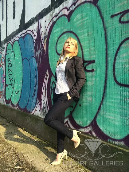 Escorts Bucharest, Romania Alinablondy