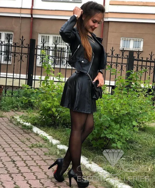 Escorts Saint Petersburg, Russia Ola