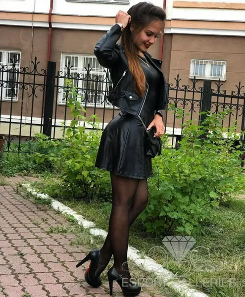 Escorts Saint Petersburg, Russia Ola