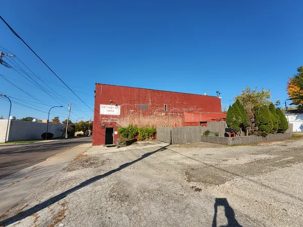 Strip Clubs Akron, Ohio Bottom's Up Lounge