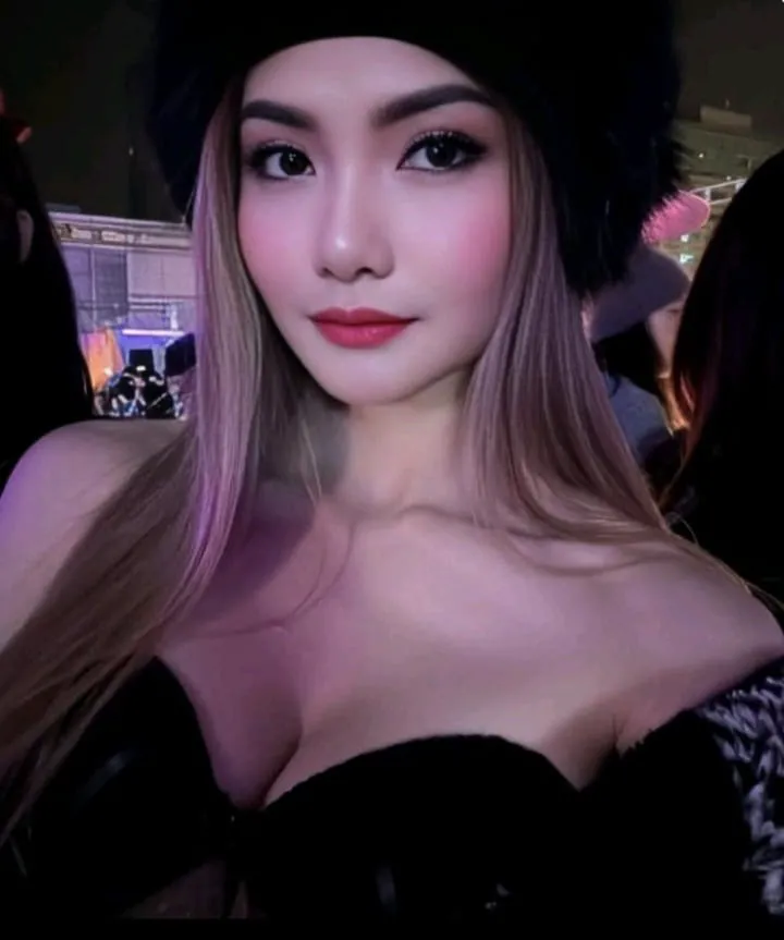 Escorts Osaka, Japan Merry Christmas