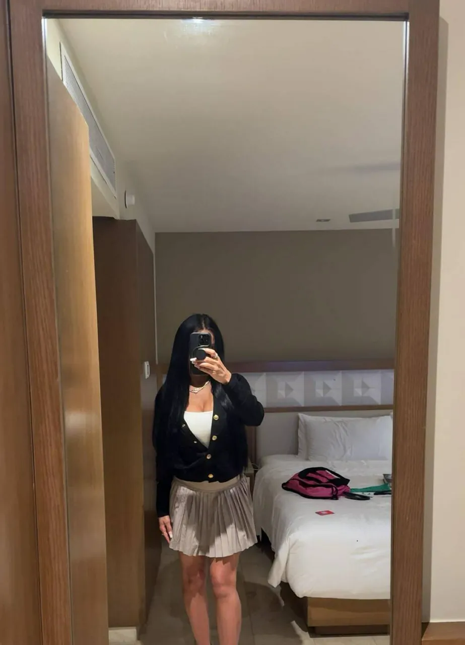 Escorts Edmonton, Alberta Edmonton (Ellerslie)