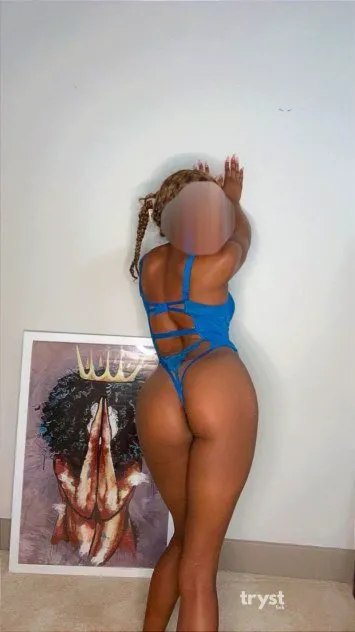 Escorts Washington, District of Columbia Summer Masseuse