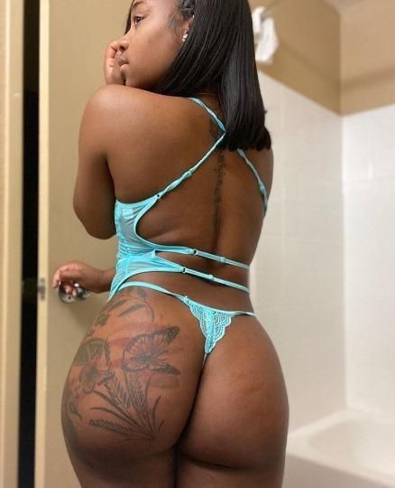 Escorts Albany, New York 💦Hot and Romantic EBONY Girl 🚗420 Oral🚗 Car🚗 B-J -Mutual In🍒 My own Car🔴 IN/Outcall 🚗Car Call💦 Age 26