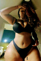 Escorts Kenya Lucky (nudes and video chats)