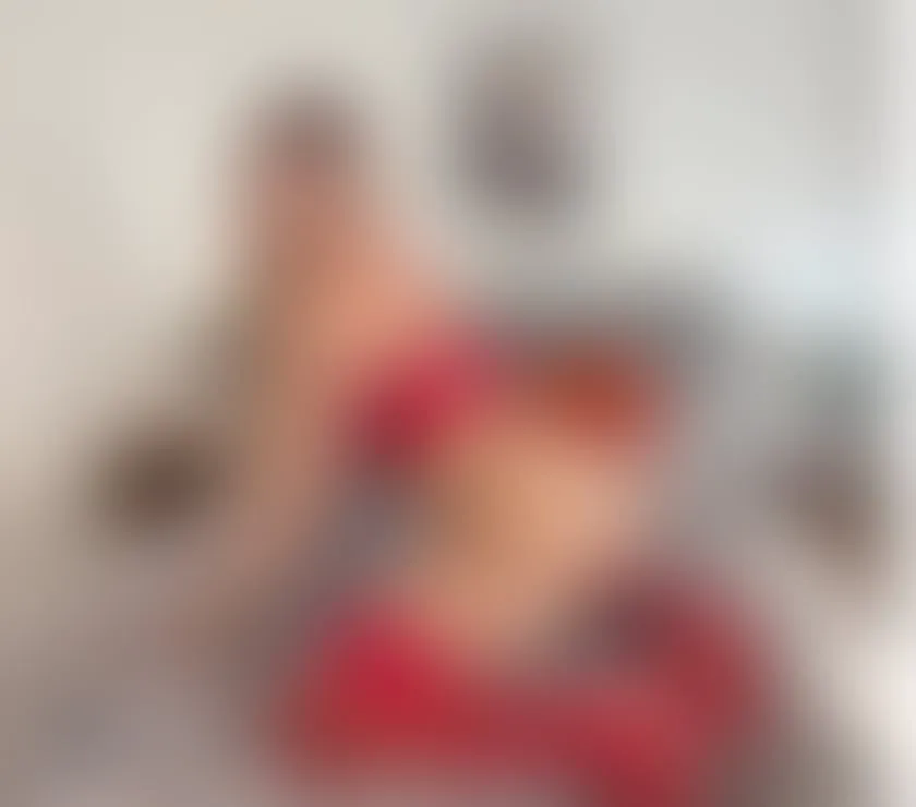 Escorts Glasgow, Scotland I'm a beautiful girl. Female TS curves