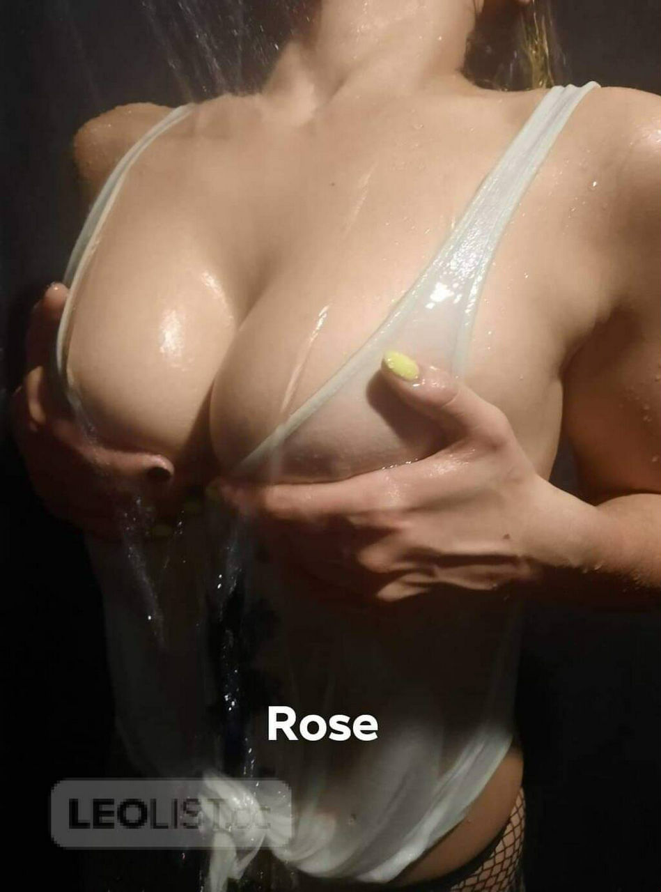 Escorts Terrebonne, Quebec rose incall dispo tres tard terrebonne