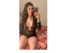 Escorts Glasgow, Scotland Ts Lili🎀 super hot and feminine
