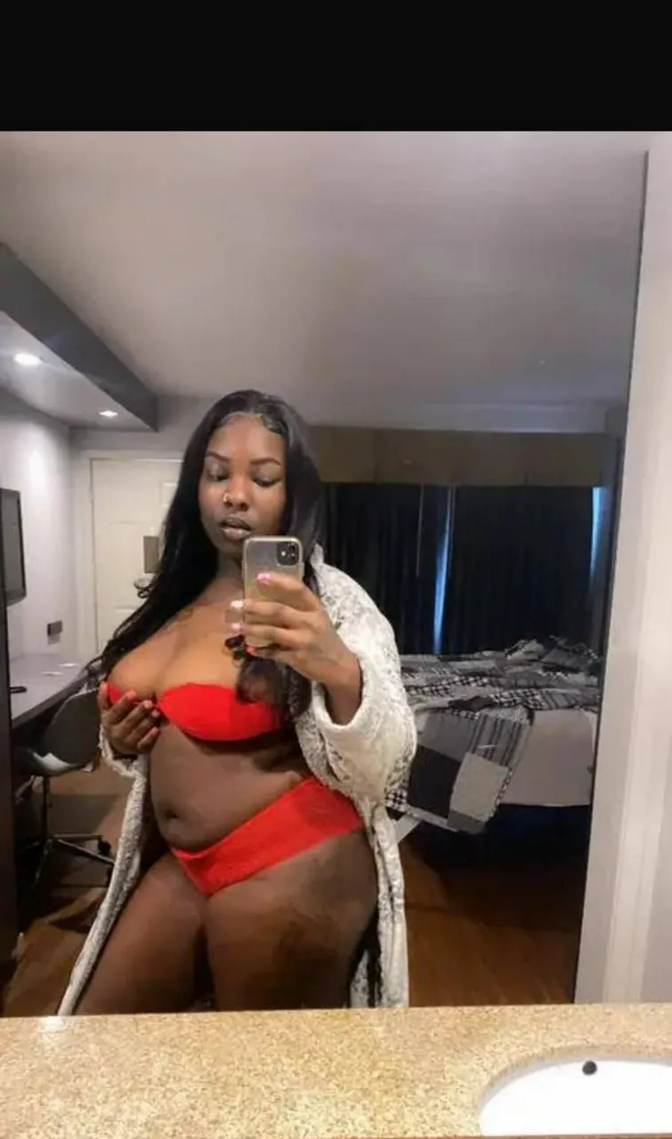 Escorts Quebec City, Quebec Malia