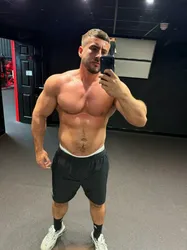 Escorts London, England StraightStevo