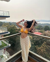 Escorts Doha, Qatar Pakistani Escort Sonia