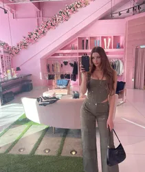 Escorts Prince Albert, Saskatchewan Lizzy