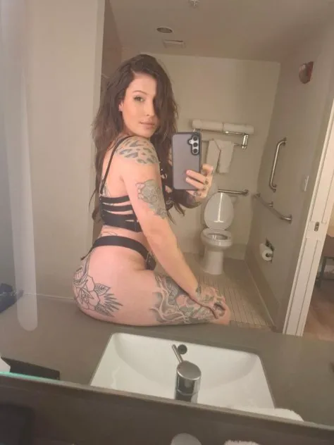 Escorts Boston, Massachusetts MARINA WALTHAM