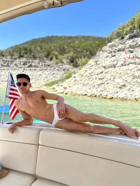 Escorts Austin, Texas SantiTwinkito