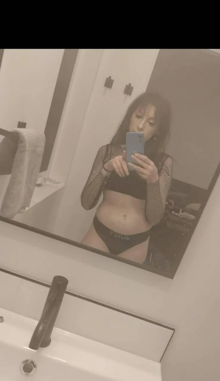 Escorts Kelowna, British Columbia Gia