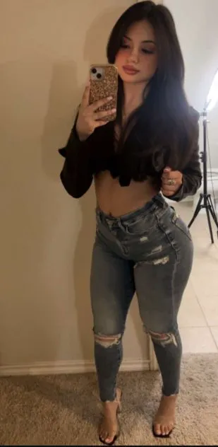 Escorts Orange County, California Bella | Hispanic Beauty Bootyful Outcalls