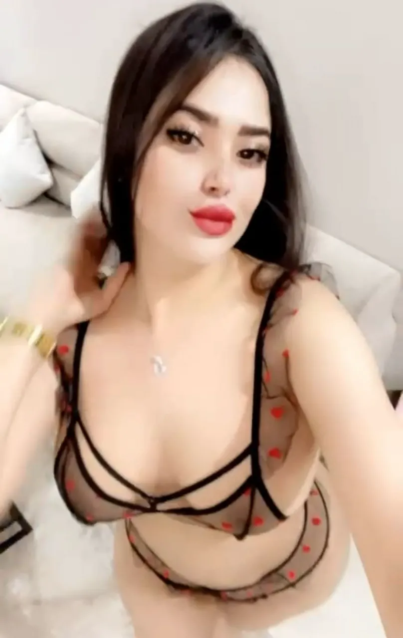 Escorts Khobar, Saudi Arabia Rozen From Morocco