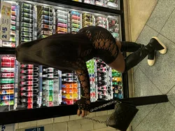 Escorts Beverly Hills, California Madam Luv