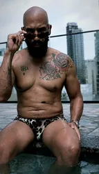 Escorts Kansas City, Missouri Orlando_Knight