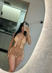 Escorts Calgary, Alberta Tamii