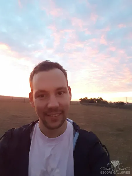 Escorts Berlin, Germany Hot9127