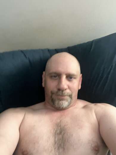 Escorts Danbury, Connecticut Just a average guy looking for a good time