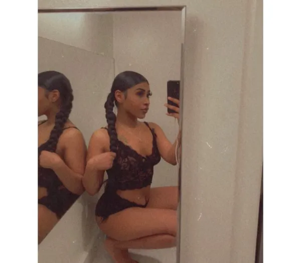 Escorts San Diego, California Star