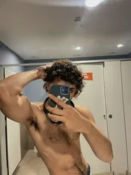 Escorts Barcelona, Spain Cabronhairy